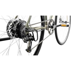 Sharp Stecker Hybrid-Fahrrad - Hybrid - 711,20 mm Rad - Aluminium Rahmen7 Gang/Gänge - Grau