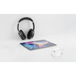 Kompaktes, 20-W-GaN-Wandladegerät für Tablets, iPads, iPhones und Smartphones mit Type-C-Anschluss mit Power-Delivery-Tech