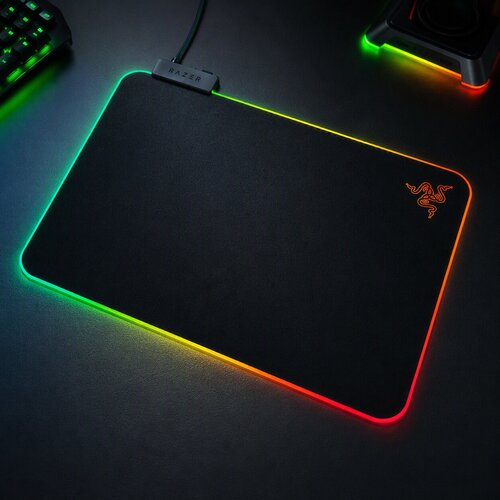 Tapis de souris Razer Firefly V2 - Caoutchouc