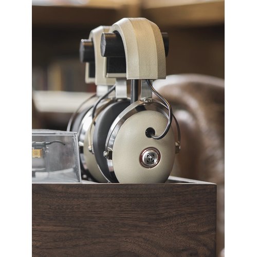 FULL SIZE PROFESSIONAL STUDIO STEREOPHONES HIGH-FIDELITY PERF